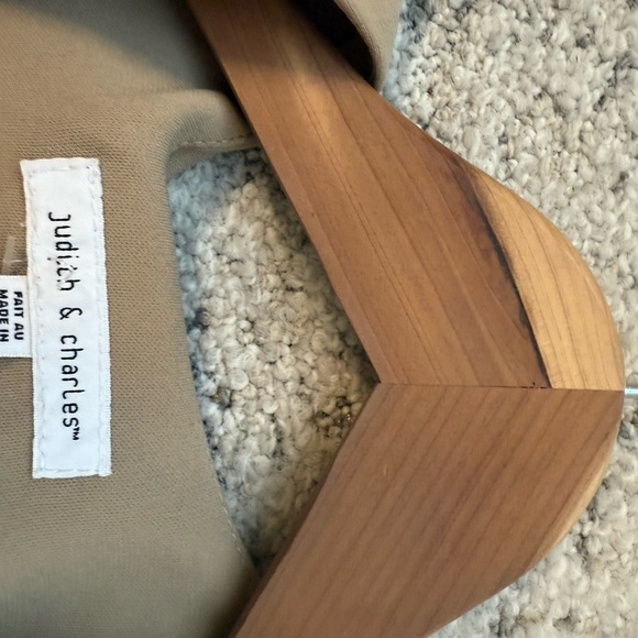 Judith and Charles size 0 wrap dress- fits closer to a 2-4 for tighter fit GUC - Picture 6 of 13